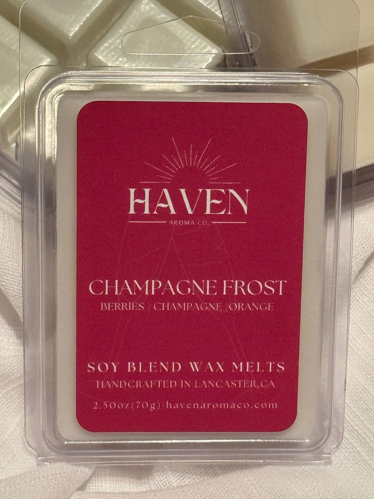 Picture with Champagne Frost breakaway wax melts.