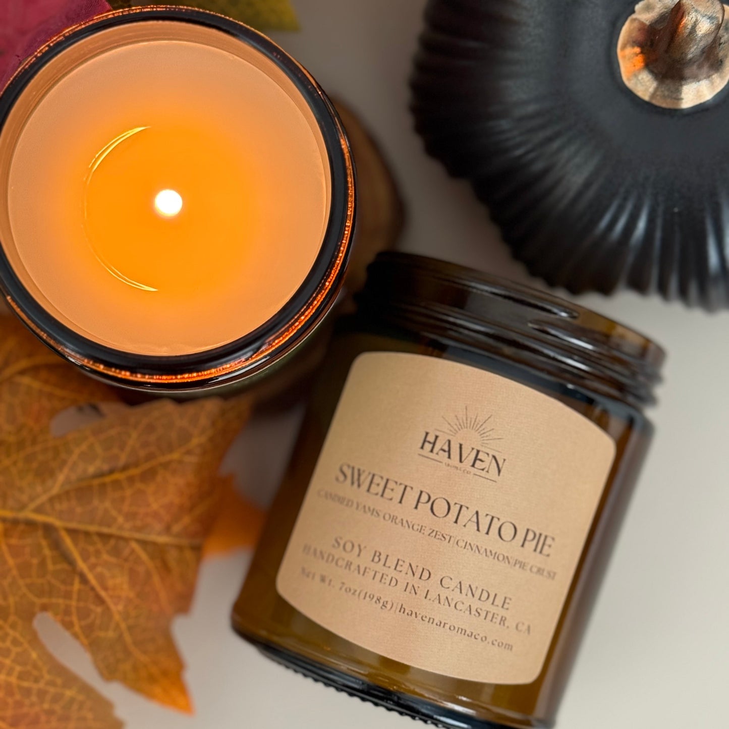 Sweet Potato Pie - Candied Yams, Cinnamon, Pie Crust Scented Candle
